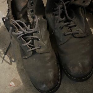 Dr. Martens Dark Gray green Leather combat lace up Boots